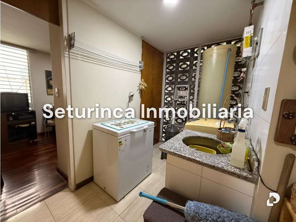 Apartamento en Colinas de Bello Monte, Caracas – 35