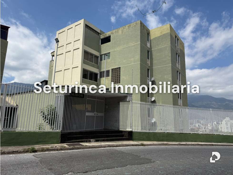 Apartamento en Colinas de Bello Monte, Caracas – 2