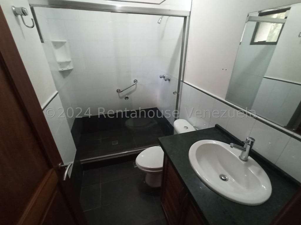 Casa en La Lagunita Country Club, Caracas