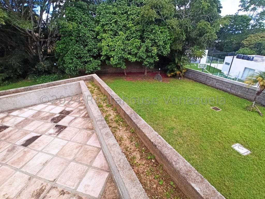 Casa en La Lagunita Country Club, Caracas
