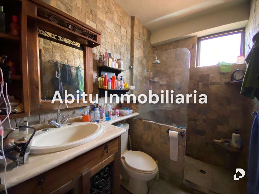 Apartamento en Urb. Miranda, Caracas – 17