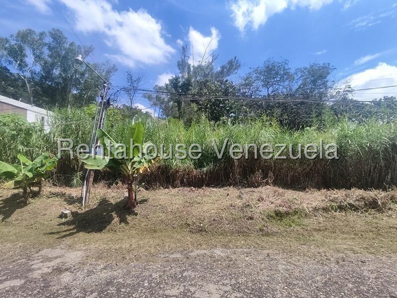 Terreno en Colinas de Guataparo, Valencia