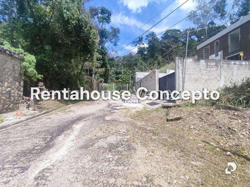 Terreno en Colinas de Guataparo, Valencia – 7