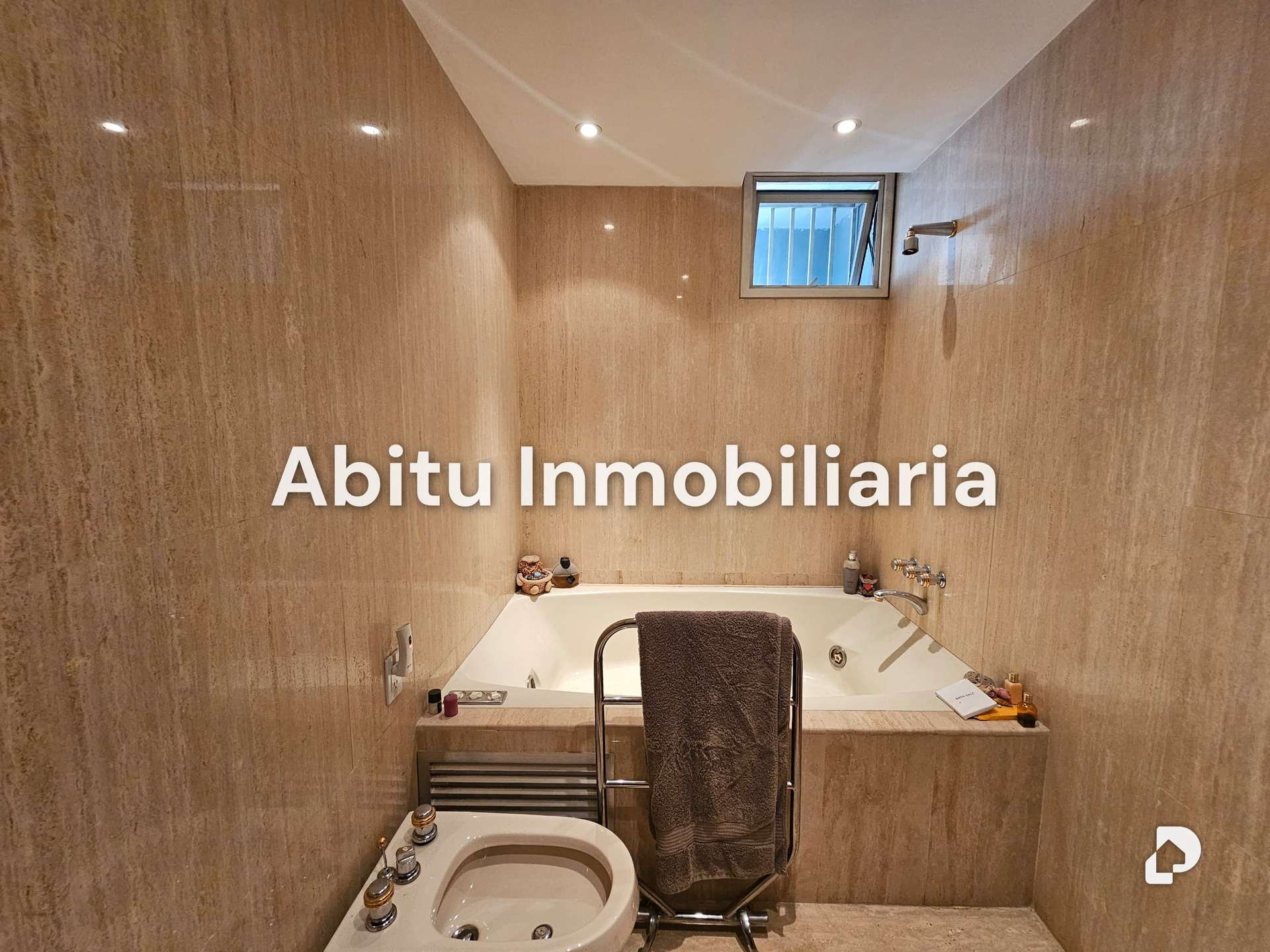 Apartment in Los Palos Grandes, Caracas – 9
