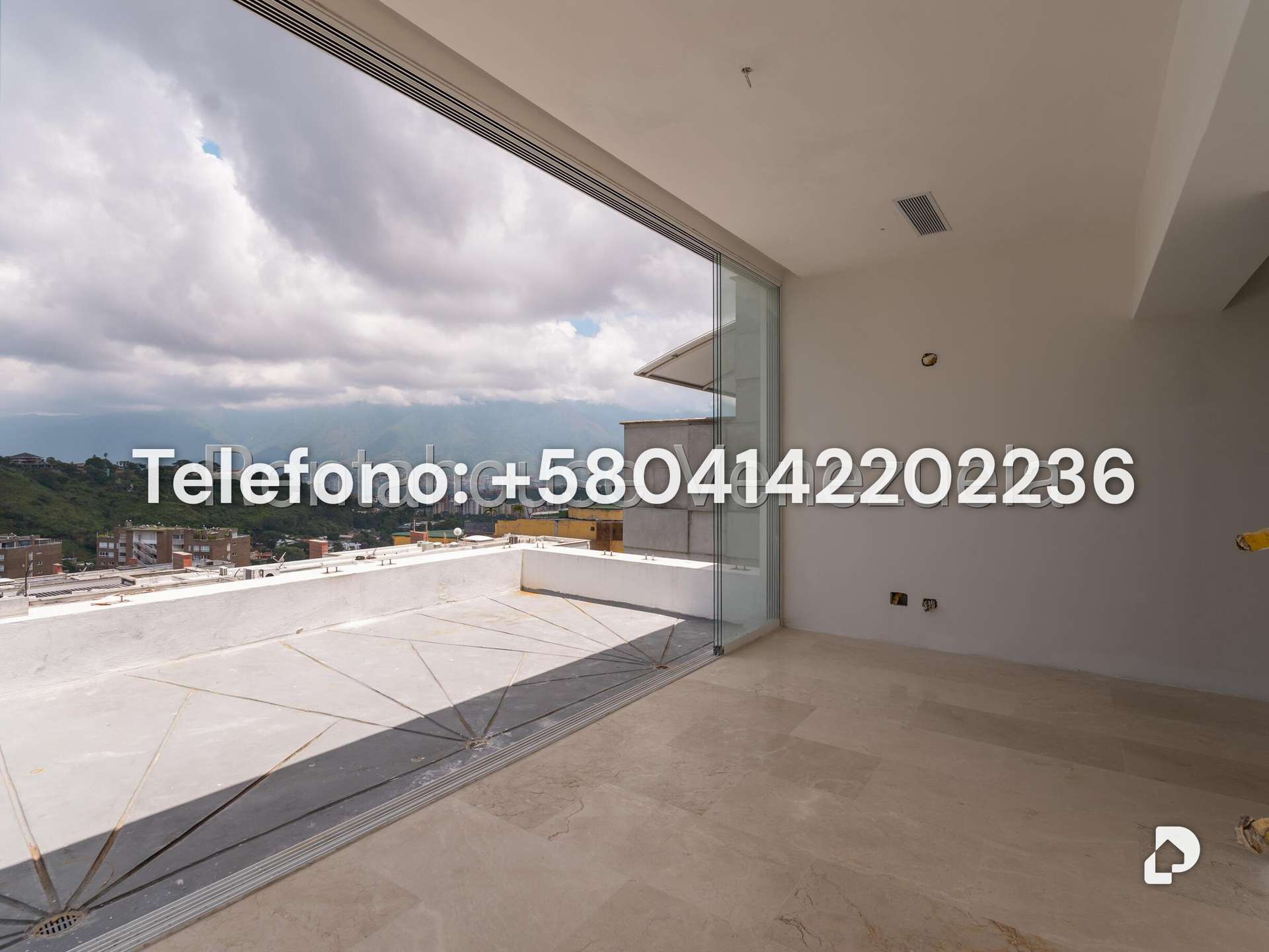 Townhouse en Los Naranjos (del Cafetal), Caracas – 39
