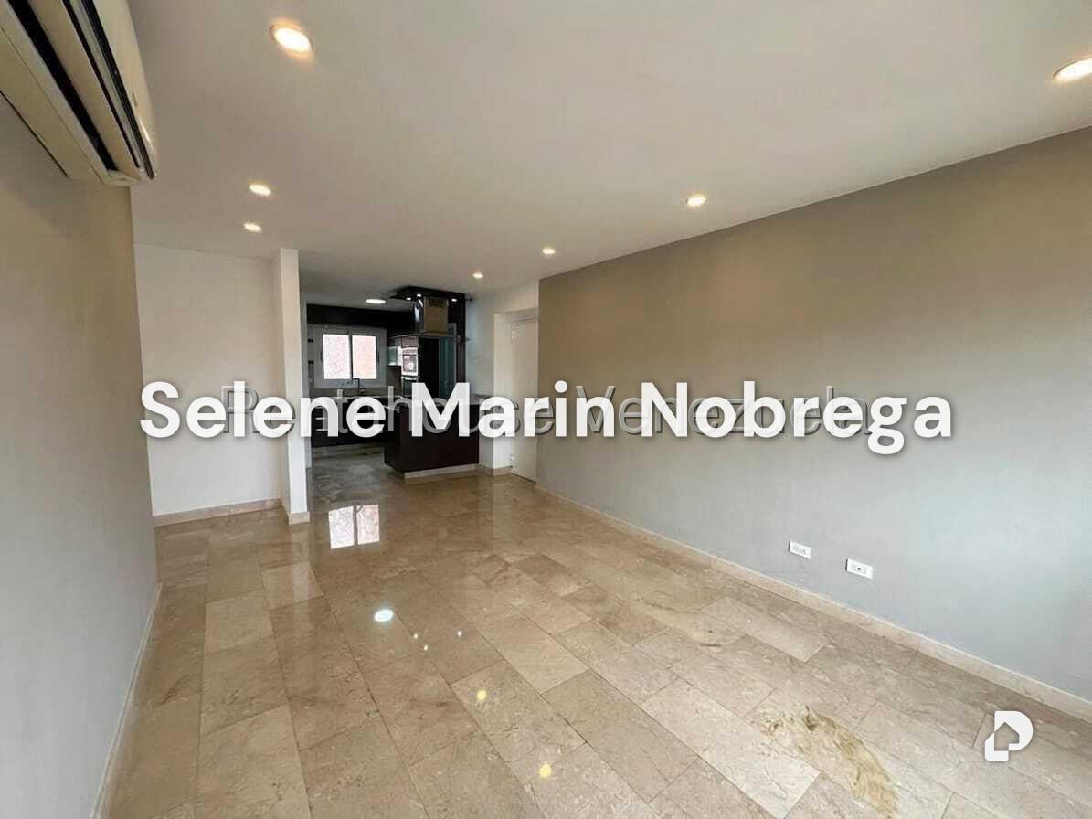 Apartamento en El Rosal, Caracas – 4