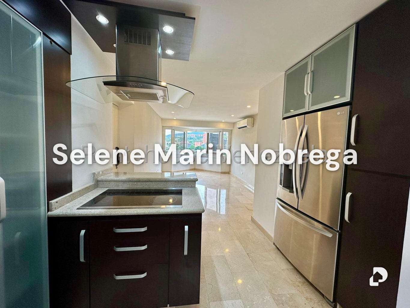 Apartamento en El Rosal, Caracas – 12