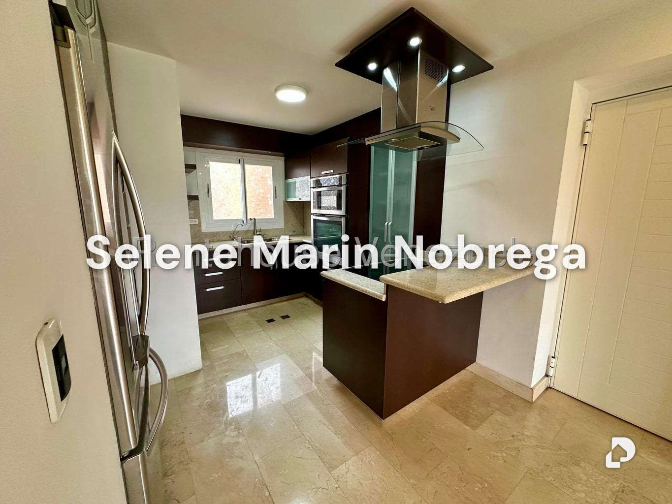 Apartamento en El Rosal, Caracas – 8