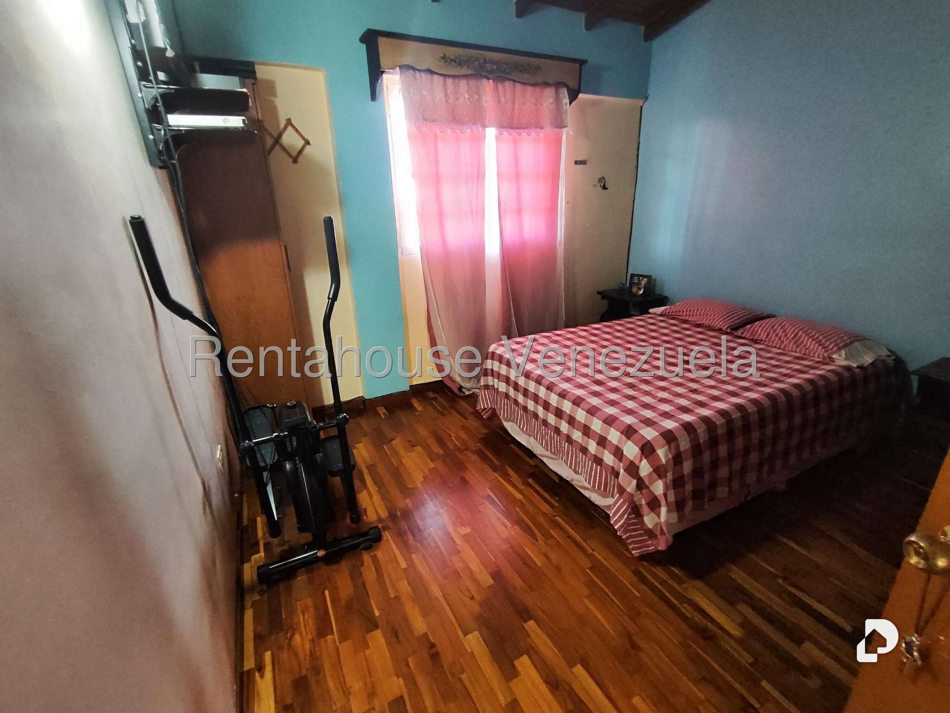 Casa en San Antonio de Los Altos – 14