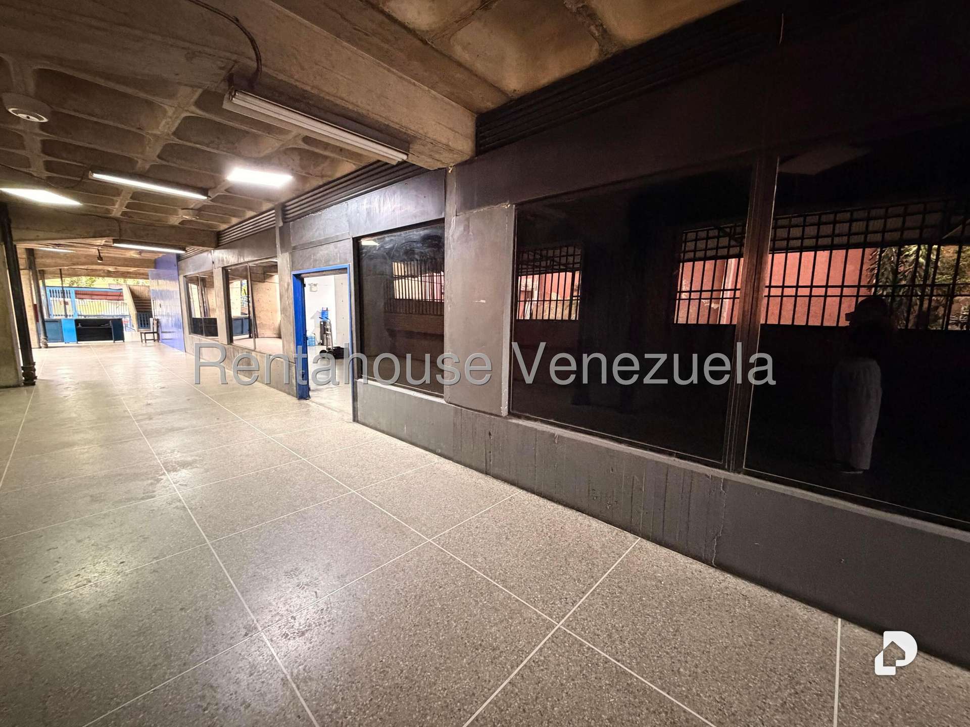 Warehouse in San Martín, Caracas – 2