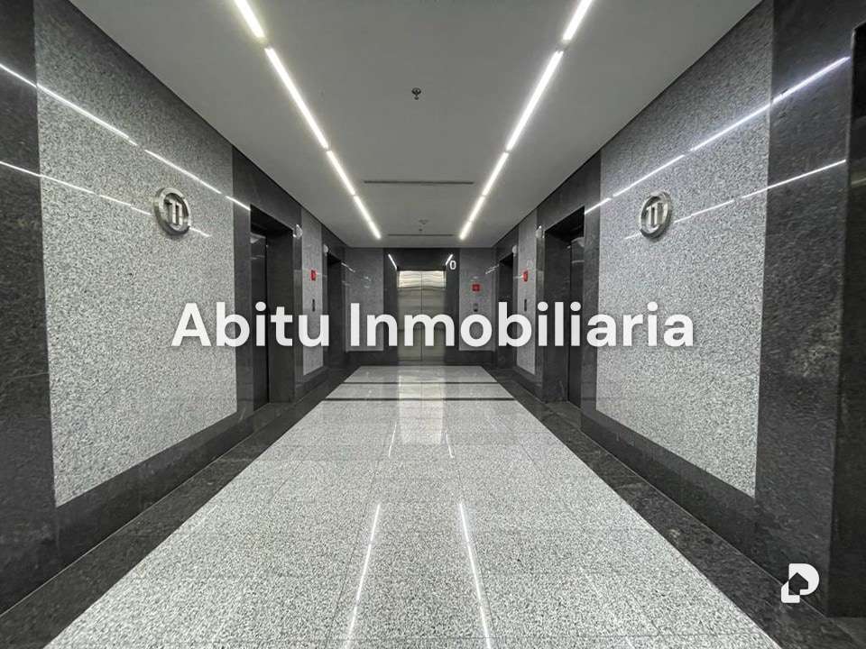 Oficina en La Castellana, Caracas – 13