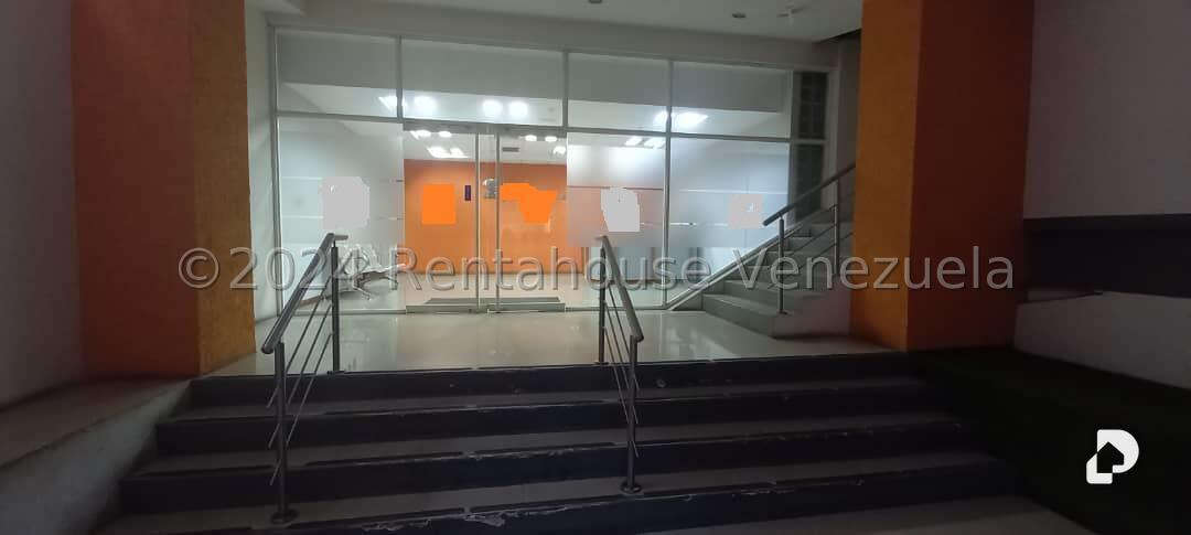 Local comercial en Parroquia La Candelaria, Caracas – 1