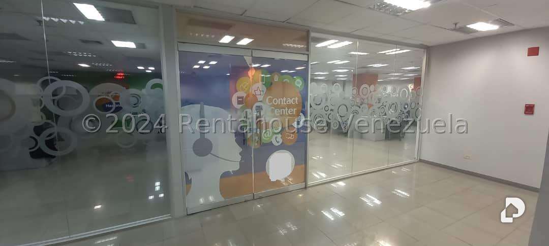Local comercial en Parroquia La Candelaria, Caracas – 13