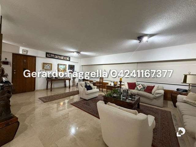 Apartamento en La Lagunita, Caracas – 2