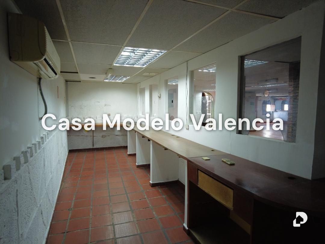 Local comercial en Valencia – 2
