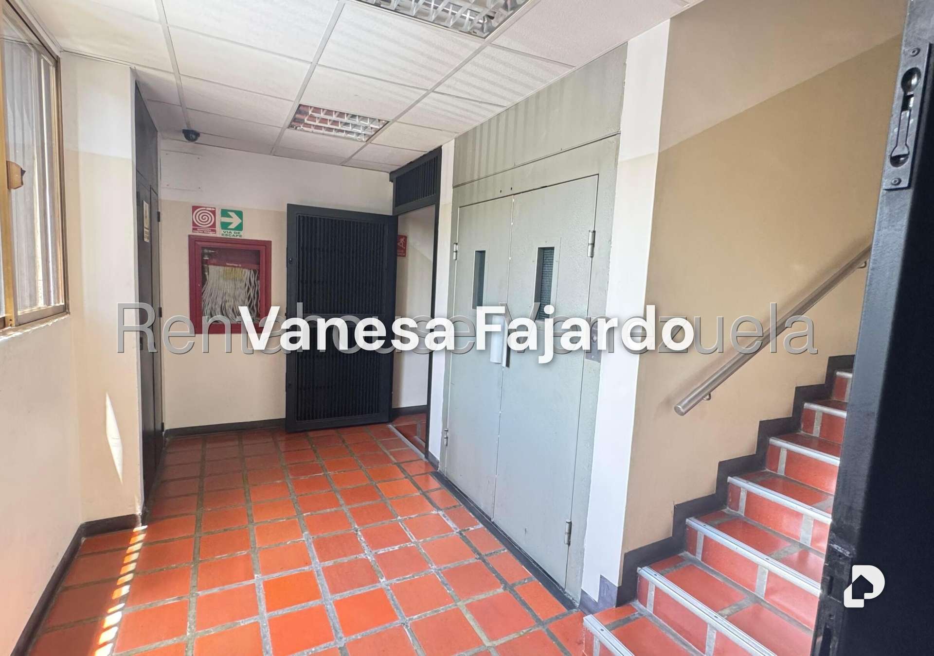 Edificio en Parroquia La Candelaria, Caracas – 3