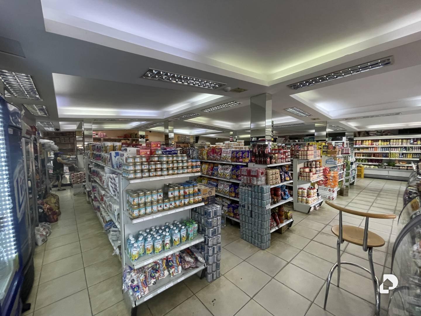 Local comercial en Avenida Universidad, Maracaibo – 1