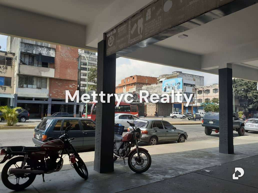 Local comercial en Av. Bolívar Norte, Valencia – 7