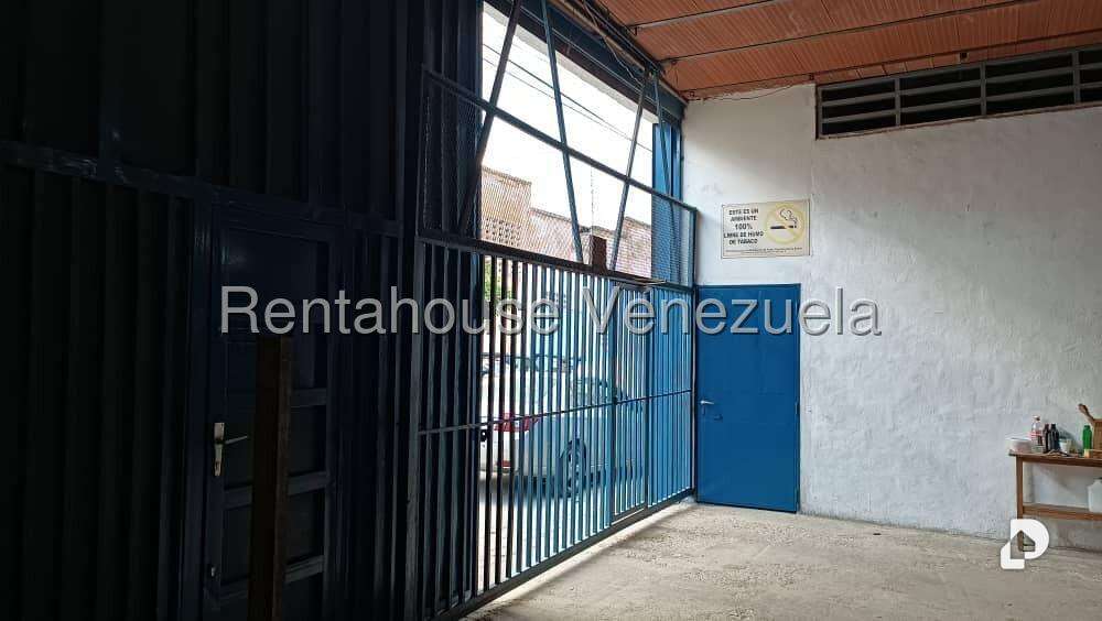 Local comercial en Prado de María, Caracas – 9