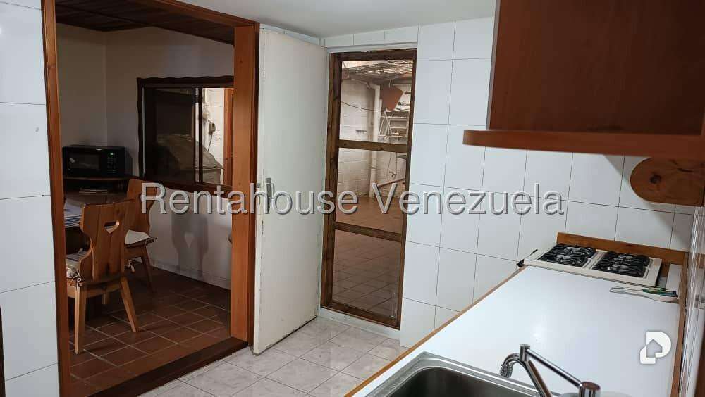 Local comercial en Prado de María, Caracas – 28