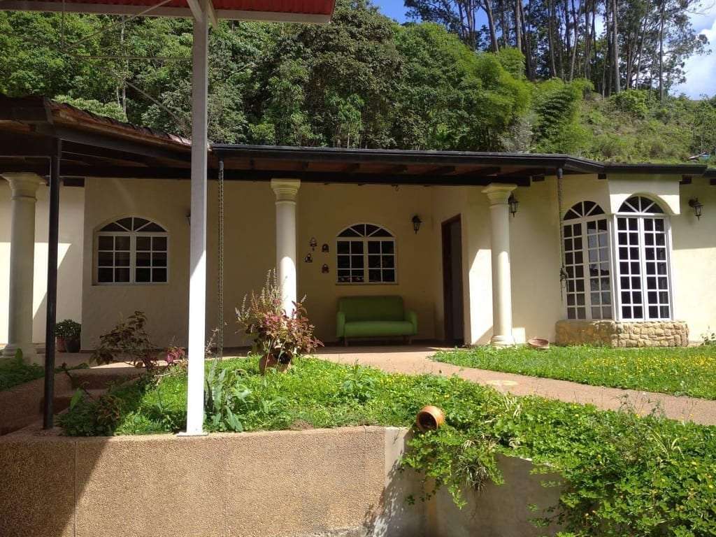 Casa en El Picacho, Altos Mirandinos - 1