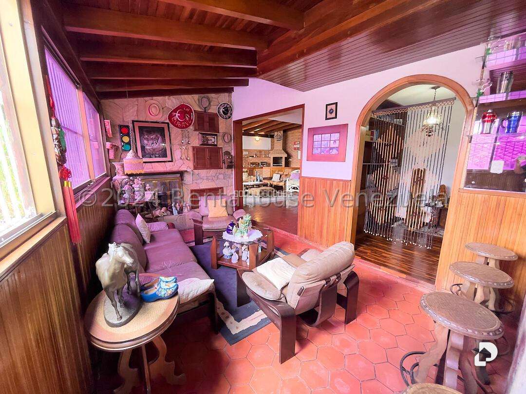 Casa en Alto Prado, Caracas – 16