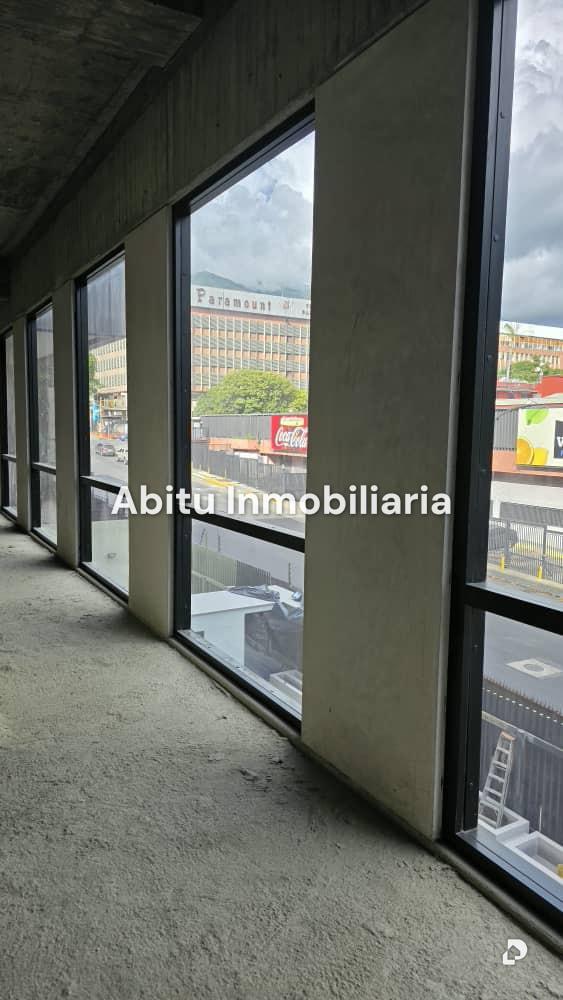 Edificio en Los Cortijos de Lourdes, Caracas – 5