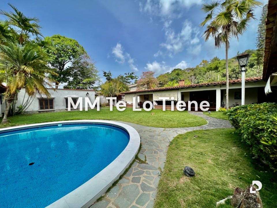 House in Cerro Verde, Caracas – 30