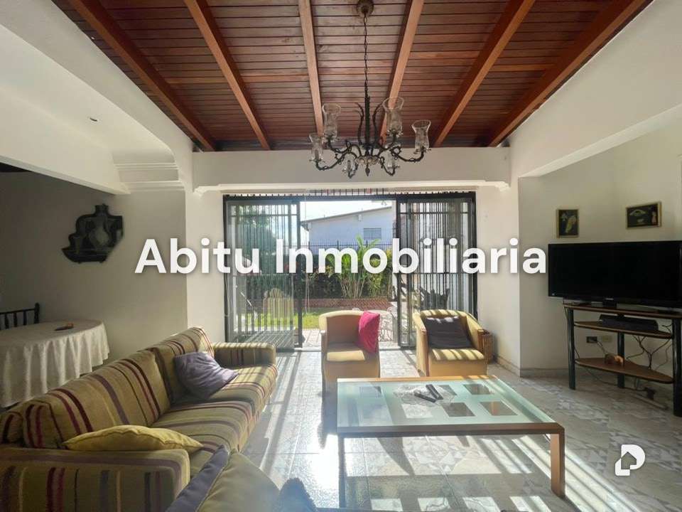 Casa en Colinas de Bello Monte, Caracas – 11