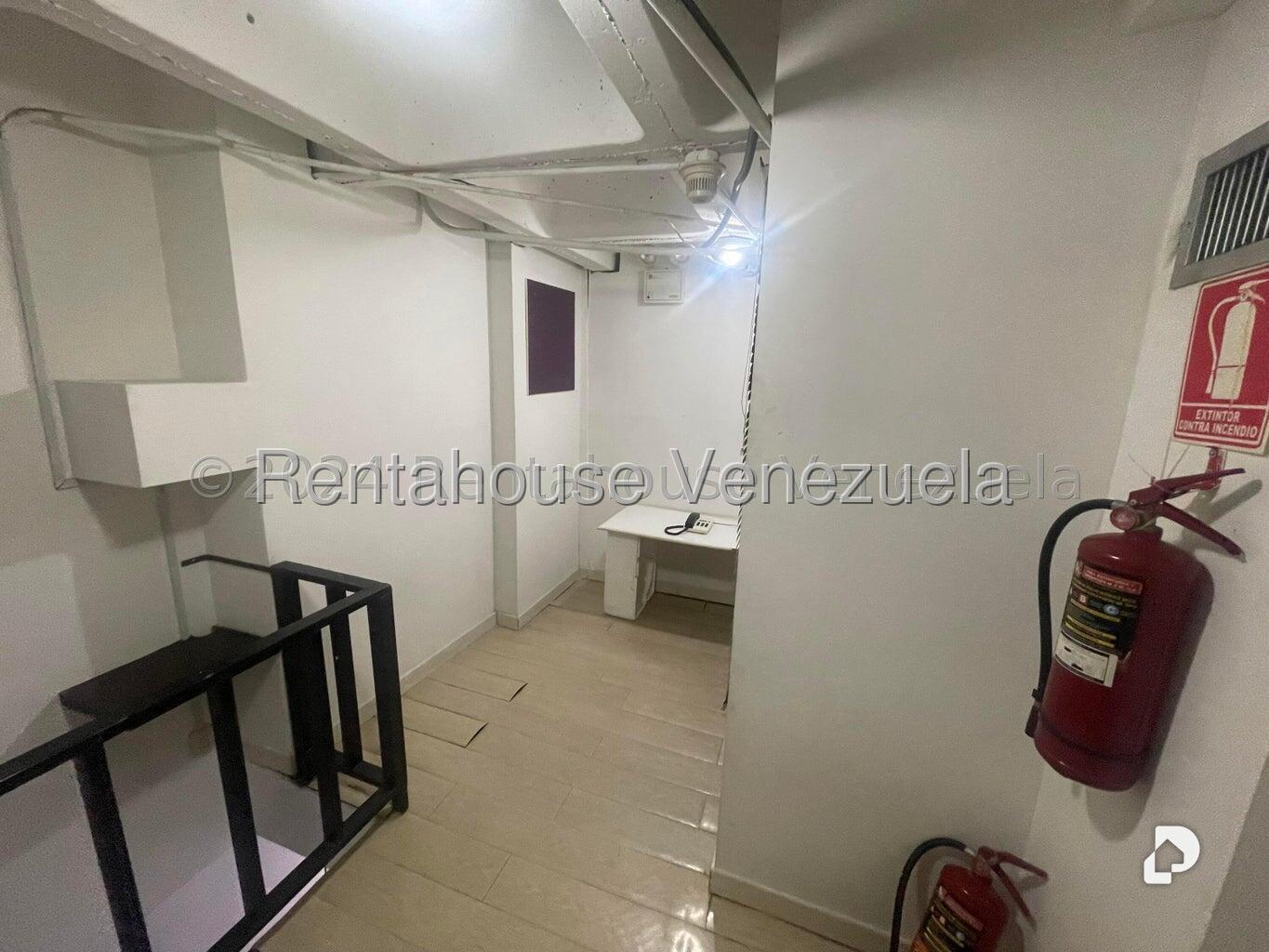 Local comercial en Prados del Este, Caracas – 5