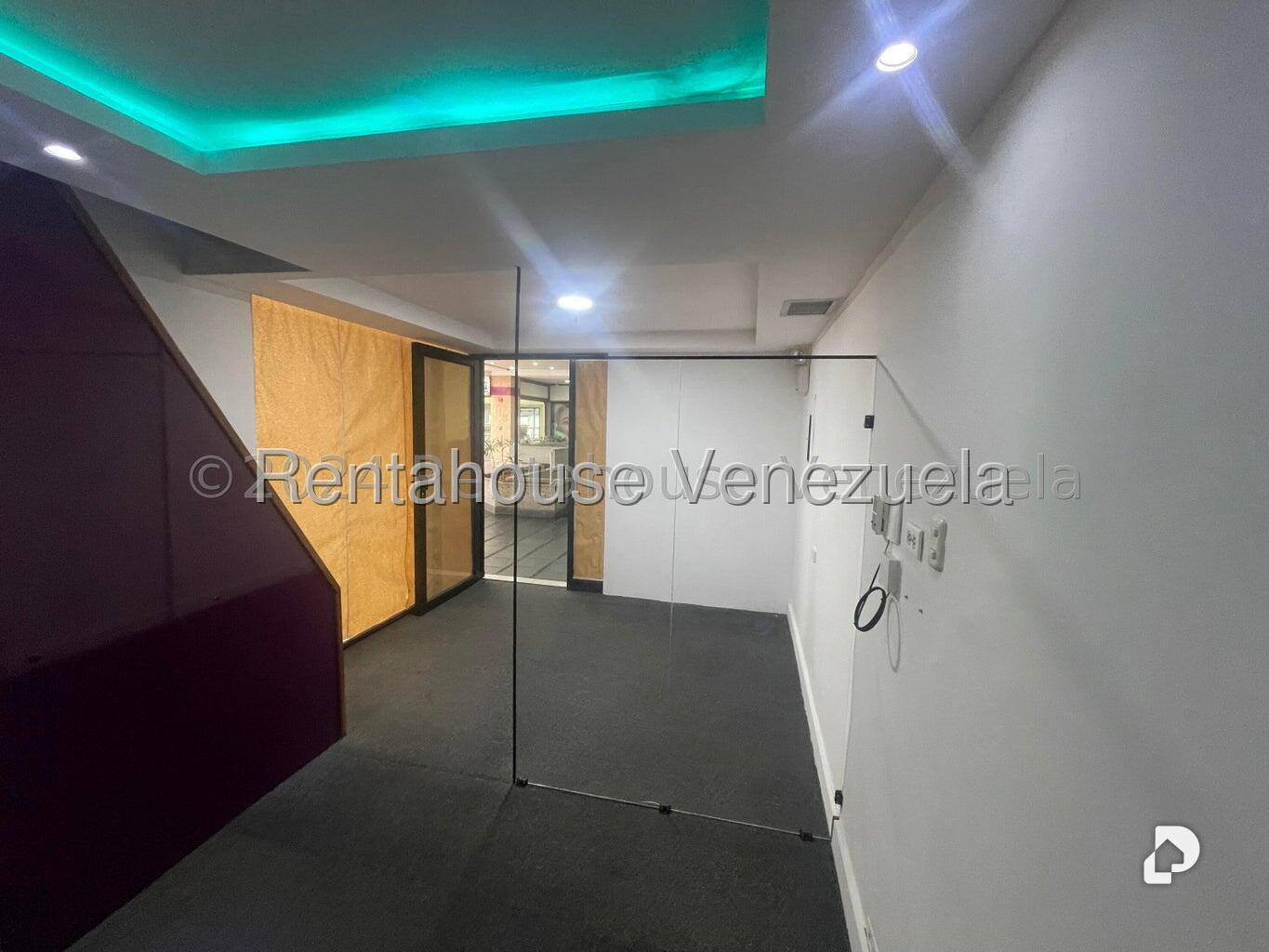 Local comercial en Prados del Este, Caracas – 3