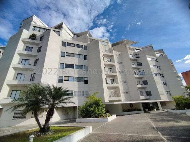 Apartamento en Colinas de Valle Arriba, Caracas - 1