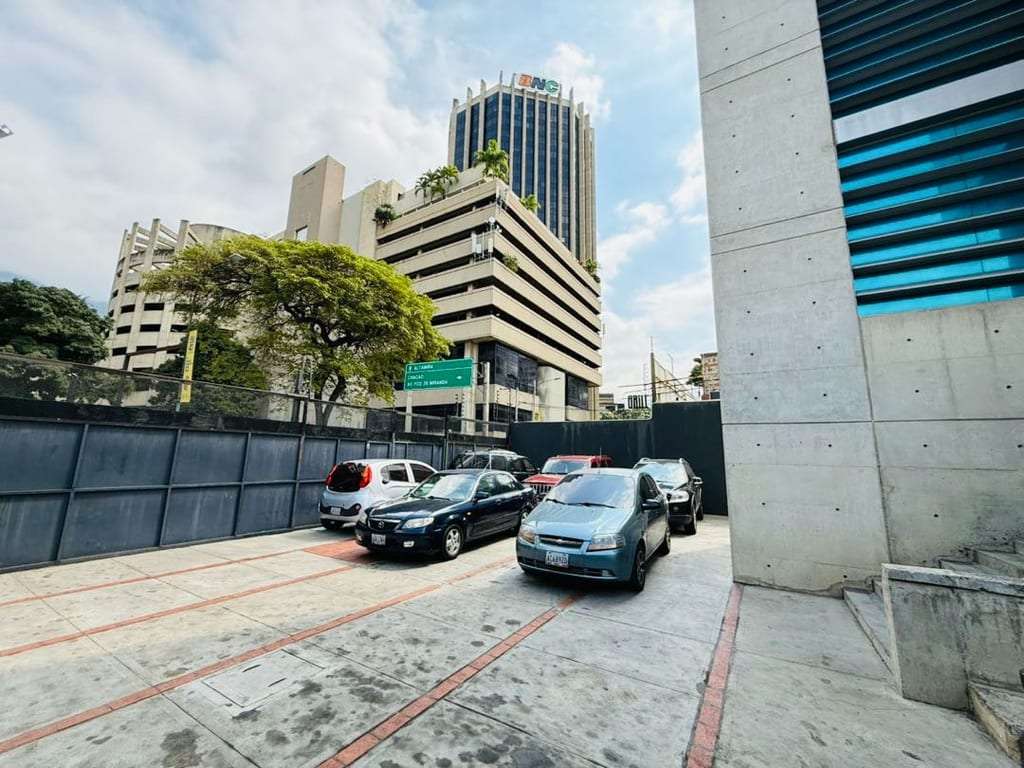 Edificio en La Castellana, Caracas