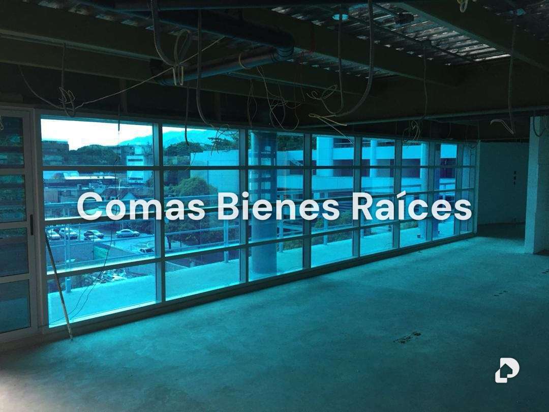 Building in La Castellana, Caracas – 7