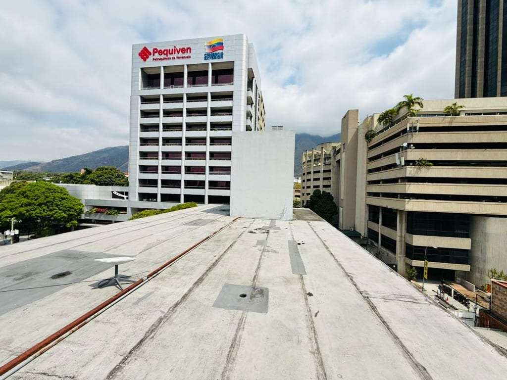 Edificio en La Castellana, Caracas