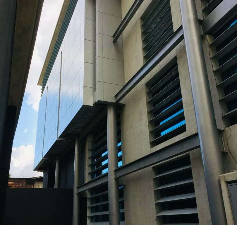 Edificio en La Castellana, Caracas
