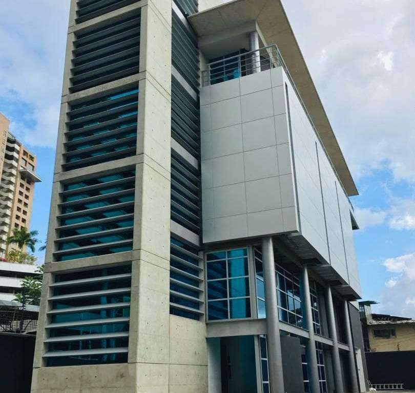 Edificio en La Castellana, Caracas - 1