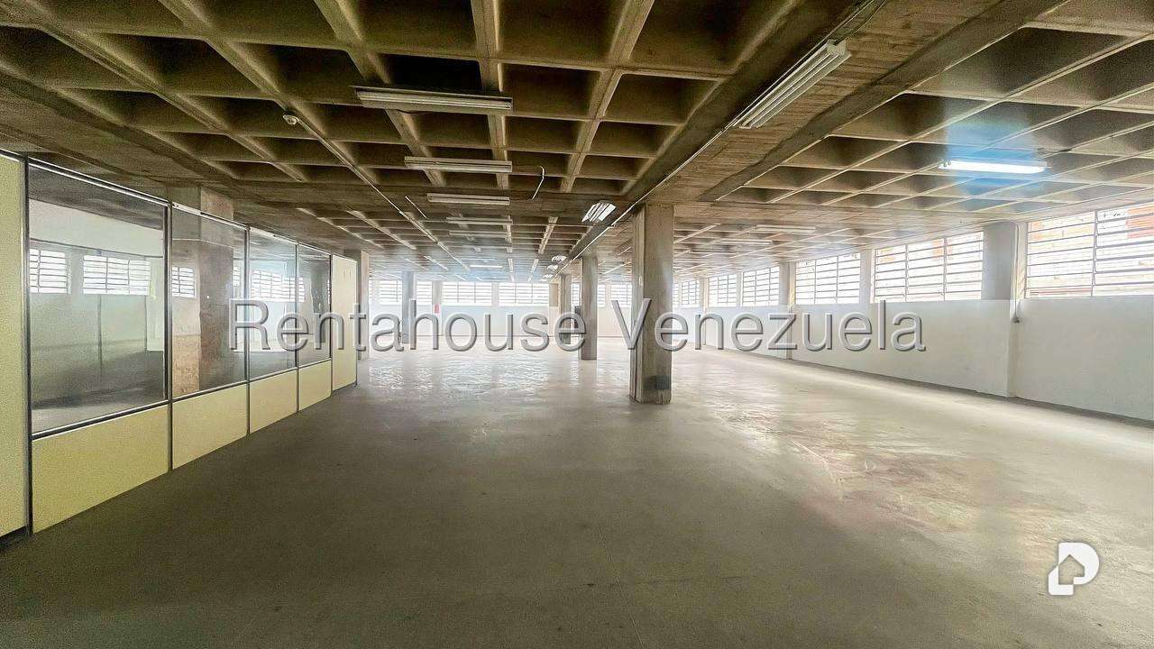 Edificio en Los Ruices Sur, Caracas – 23