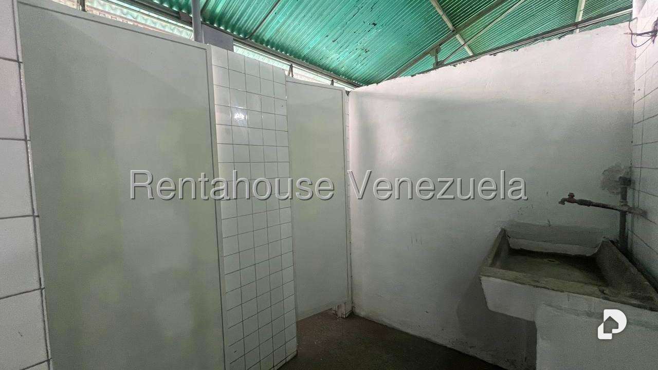 Edificio en Los Ruices Sur, Caracas – 24