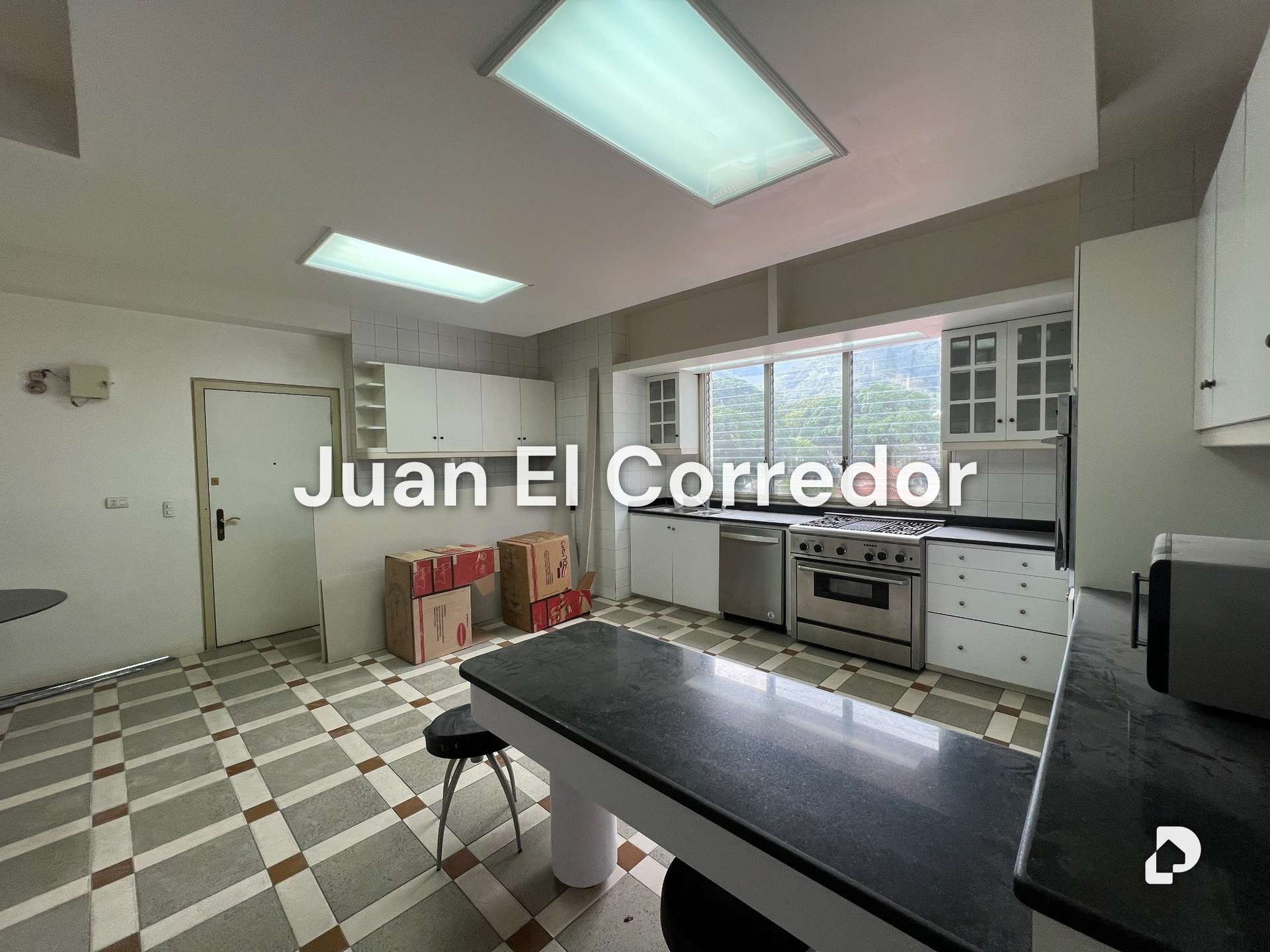 Apartamento en Altamira, Caracas – 5