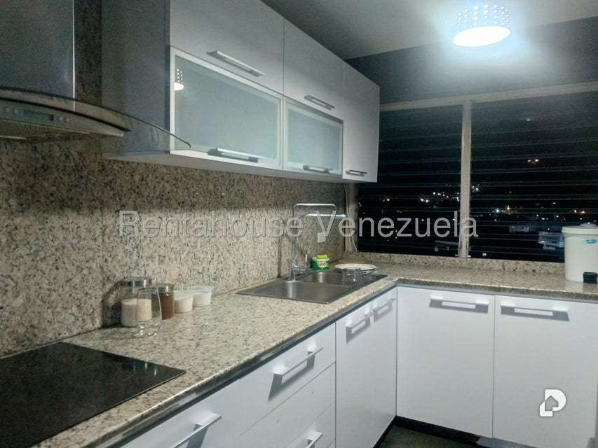 Apartamento en El Cigarral, Caracas – 8