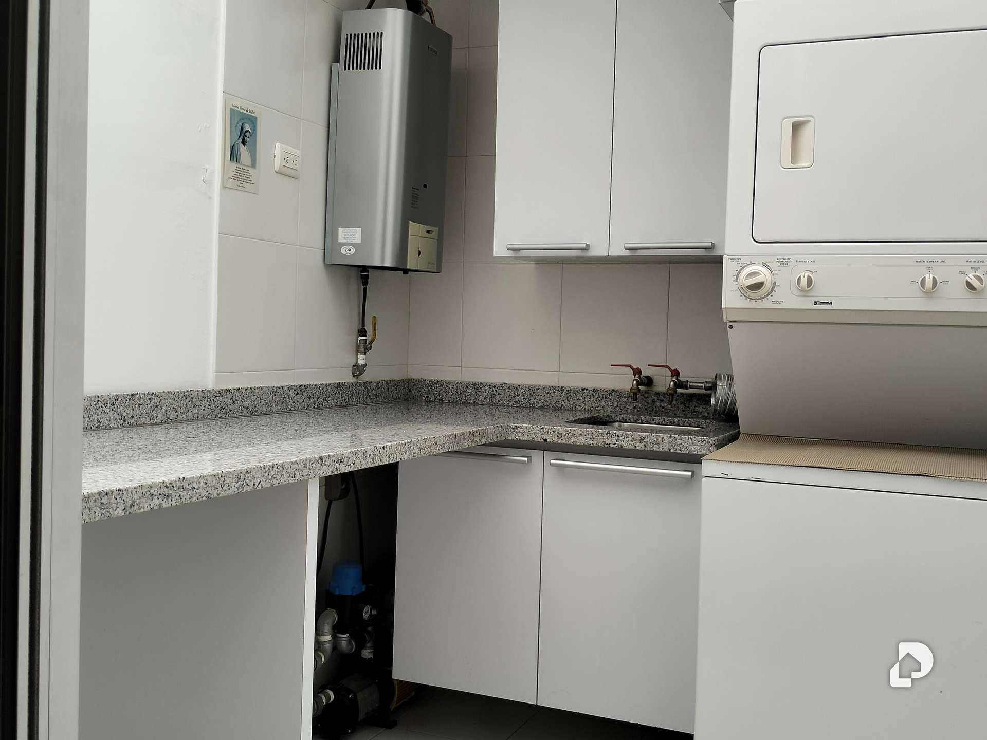 Casa en Loma Linda, Caracas – 9