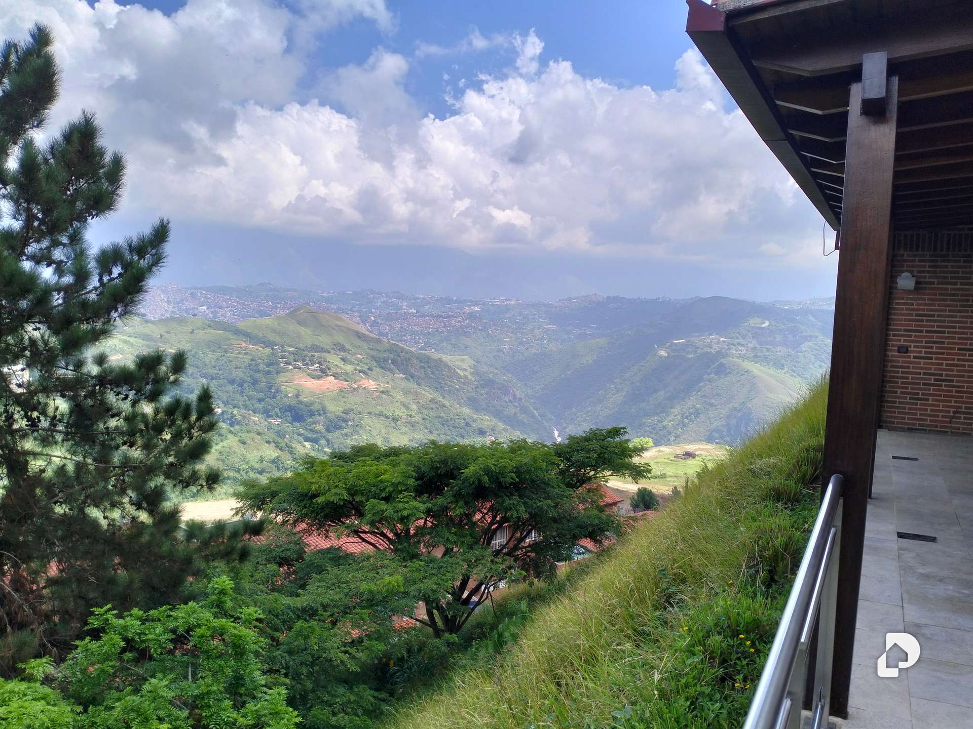 Casa en Loma Linda, Caracas – 19