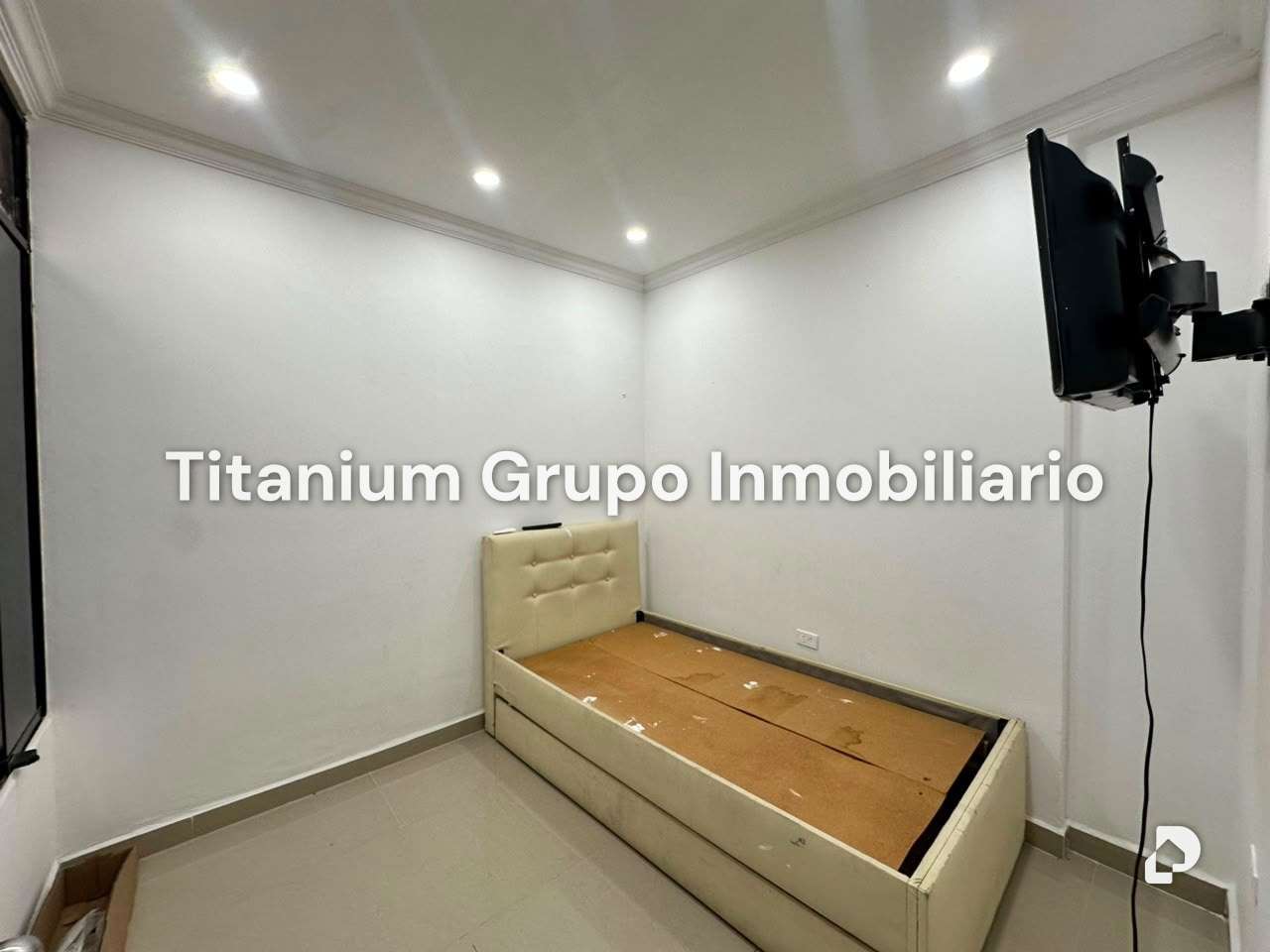 Townhouse en Mañongo, Naguanagua – 12