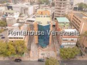 Oficina en Las Mercedes, Caracas - 1
