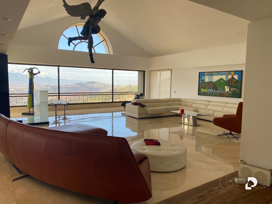 Penthouse en Los Naranjos, Caracas – 3