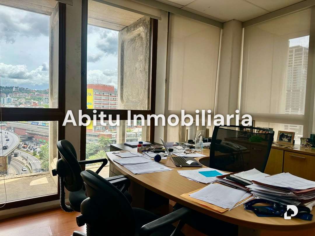 Oficina en Las Mercedes, Caracas – 16