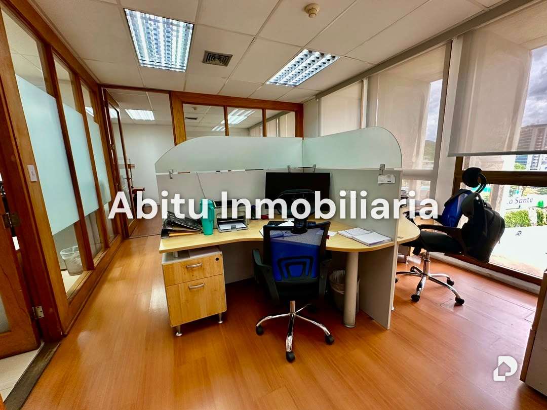 Oficina en Las Mercedes, Caracas – 4