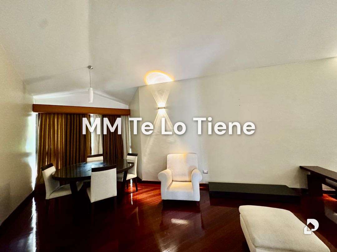 Casa en La Lagunita, Caracas – 8