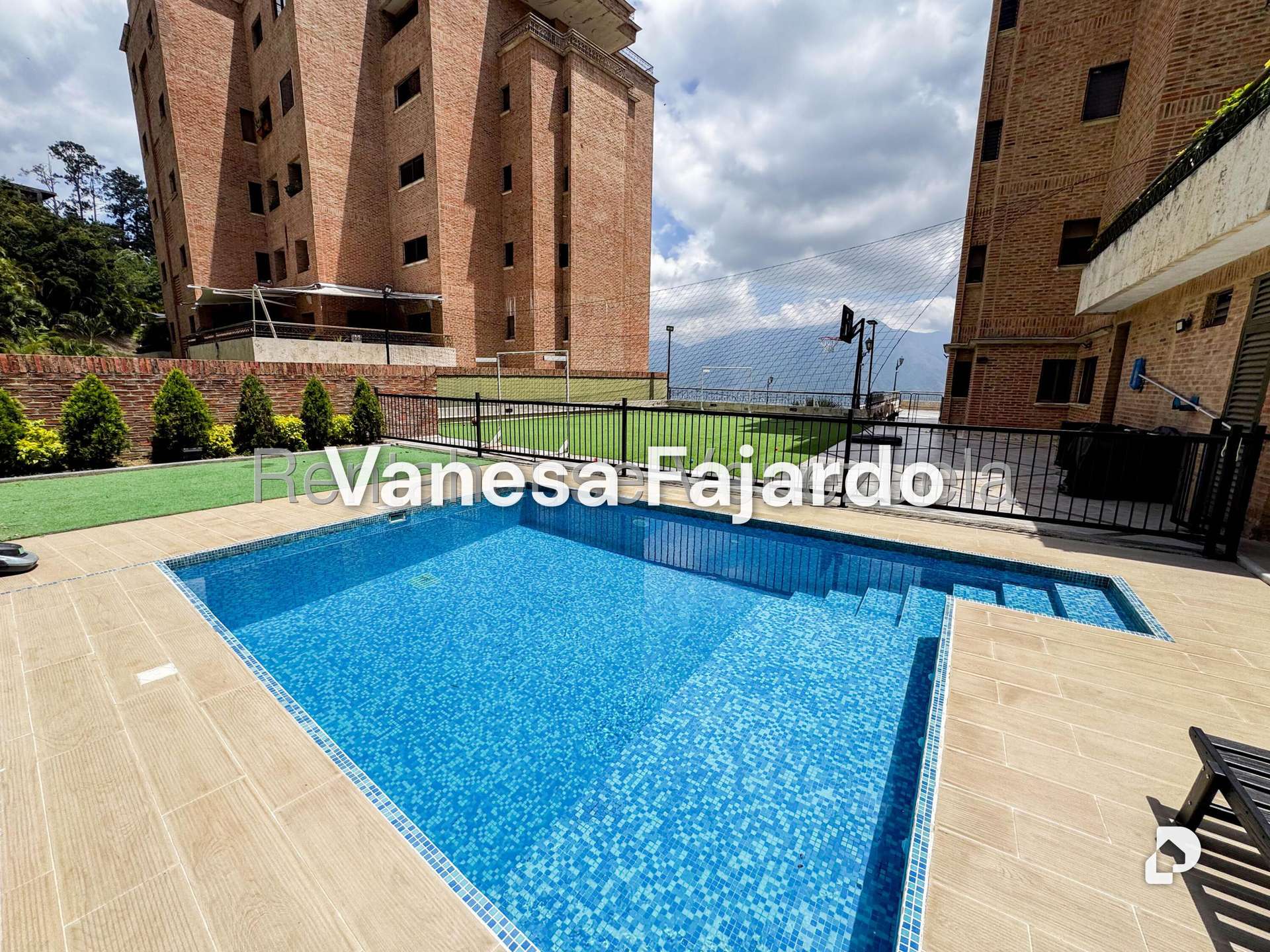Apartamento en Los Naranjos (del Cafetal), Caracas – 16